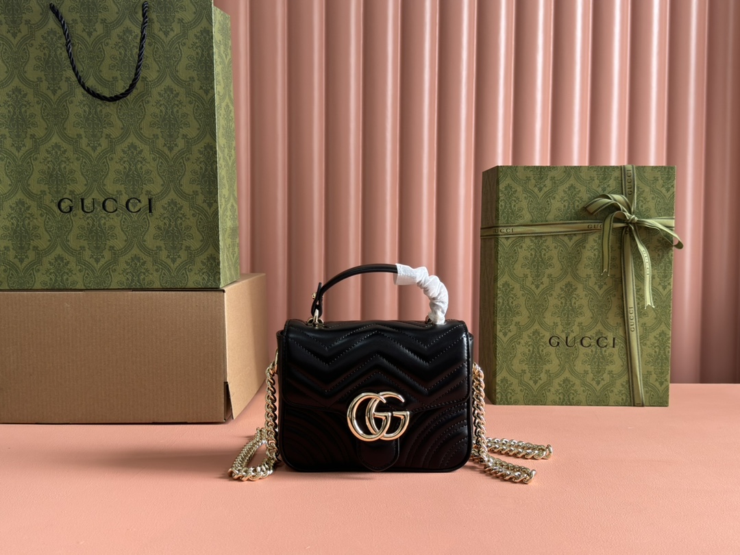 Gucci Satchel Bags